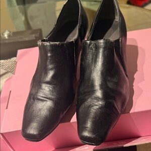 AEROSOLES Black Leather Heels